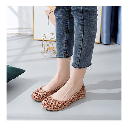 Plastic Sandals Women's 2022 New Summer Outer Wear Nurse Soft-soled Mother Shoes Hollow Non-slip Top Flat Hole Shoes
