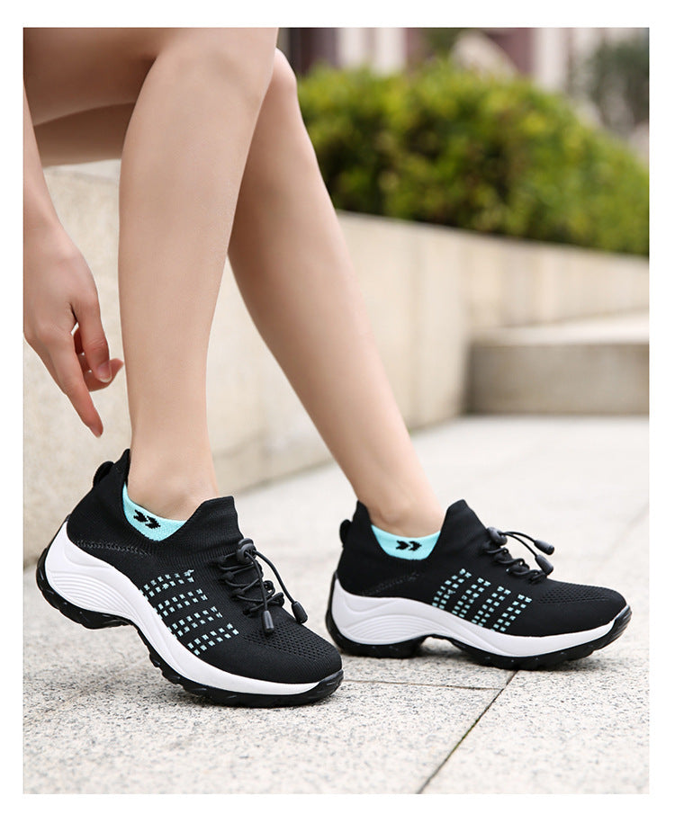 2025 Cross-Border New Large-Size Fly-Knit Mesh Shoes Trendy Mom Shoes Fashionable Sock Shoes Breathable Sports Women's Shoes