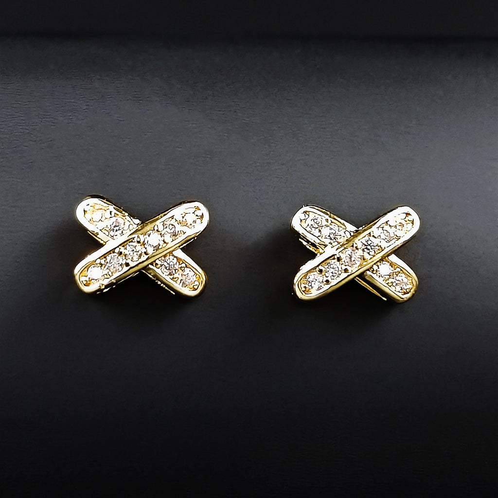 Amazon Minimalist Cool Style Zircon X-shaped Earrings for Women Simple Small Letter All-match Student Earrings e7501