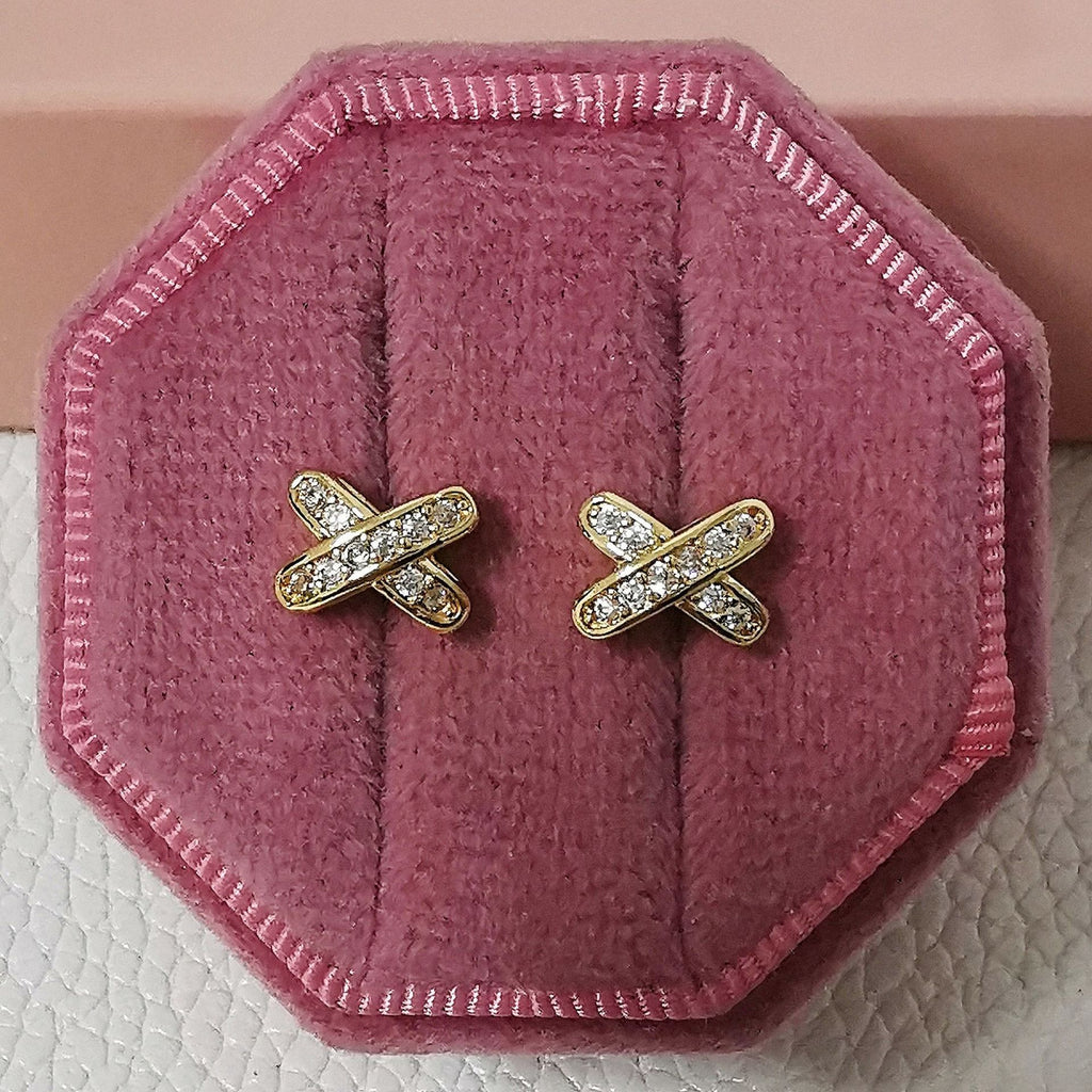 Amazon Minimalist Cool Style Zircon X-shaped Earrings for Women Simple Small Letter All-match Student Earrings e7501