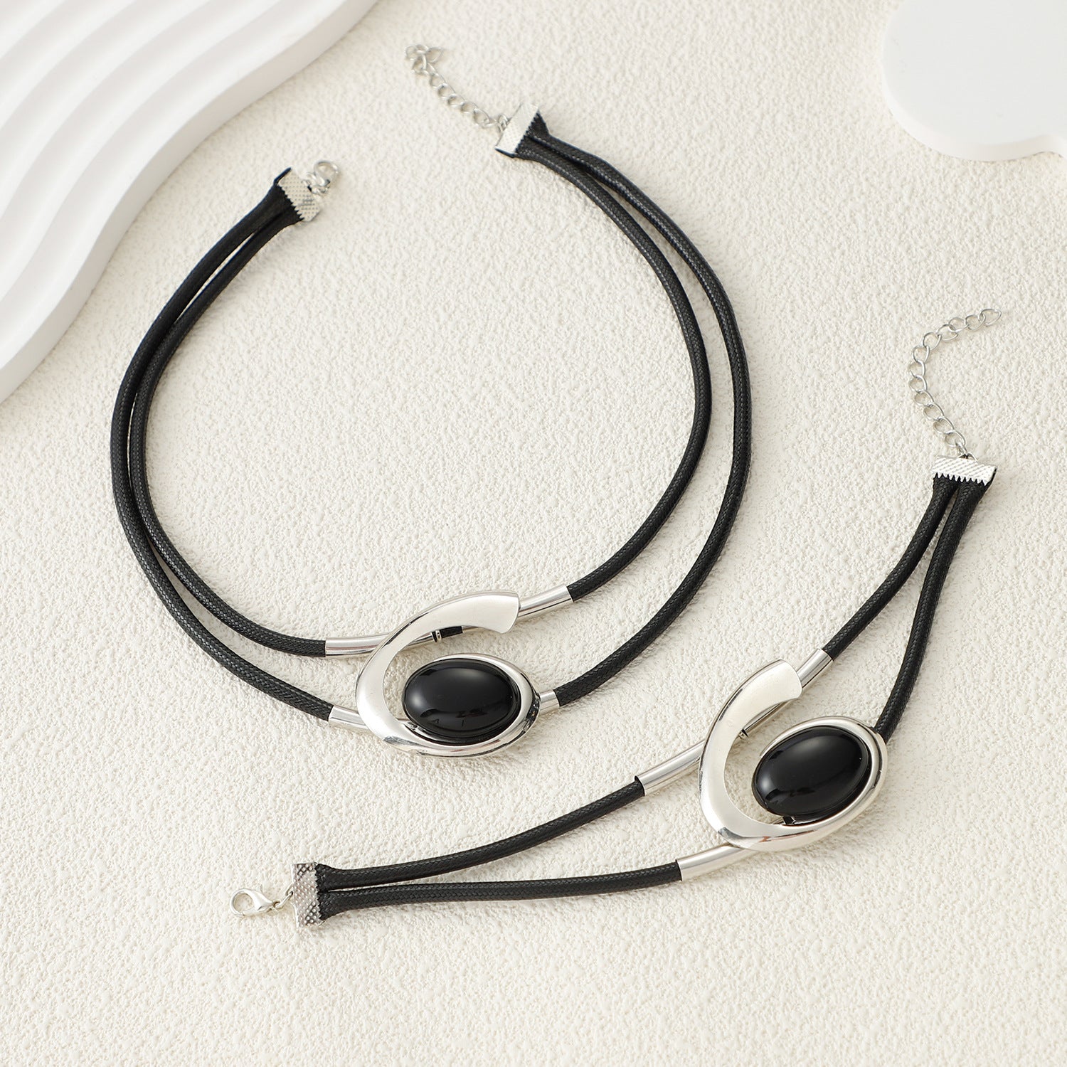 Bohemian Style Necklace Bracelet Set Black Acrylic Snail Set Combination Ladies Necklace Bracelet