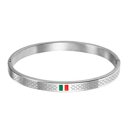 Cross-border stainless steel men's bracelet with red and green tape ring steel gold and black three color jewelry in stock wholesale