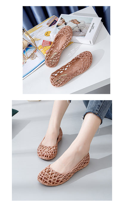 Plastic Sandals Women's 2022 New Summer Outer Wear Nurse Soft-soled Mother Shoes Hollow Non-slip Top Flat Hole Shoes