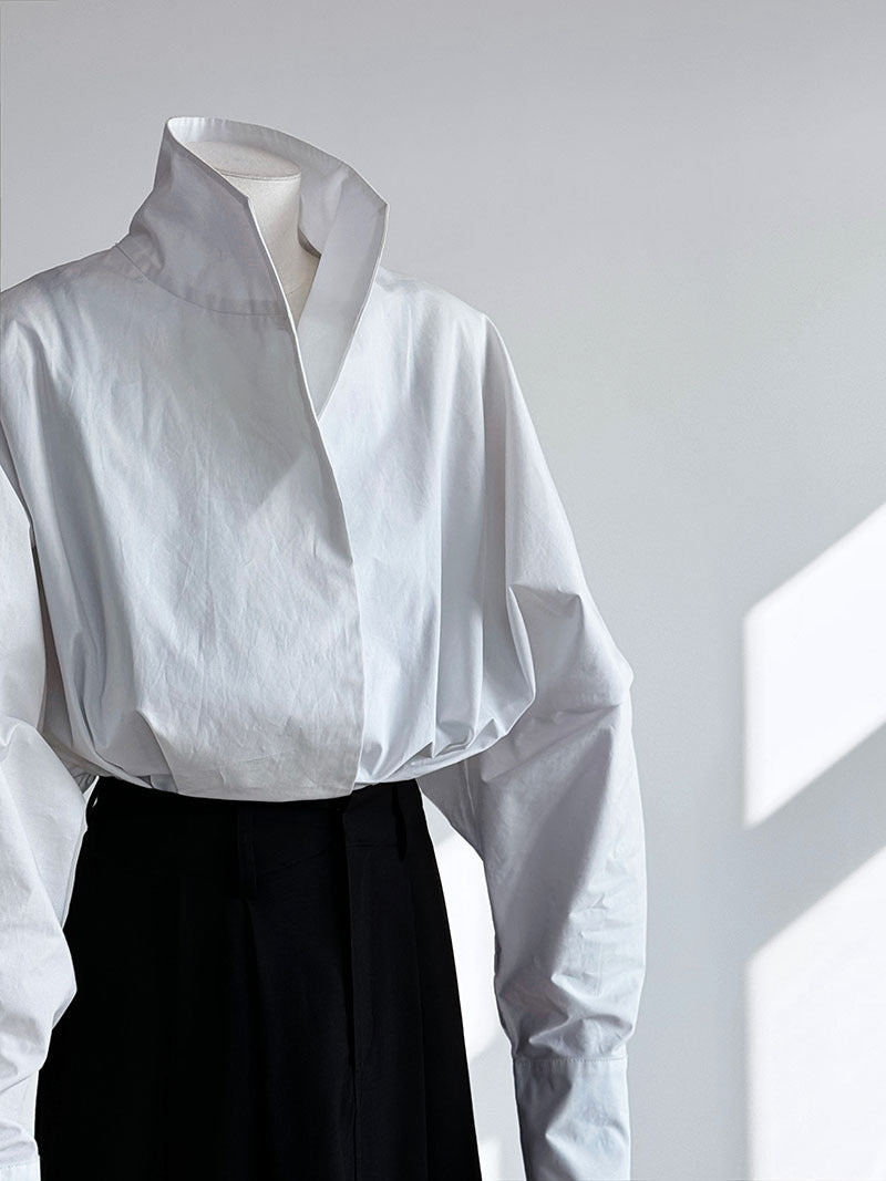 Luxi profile stacked stand collar deep V-neck white shirt Women's lazy batwing sleeve elegant large commuter shirt 9618