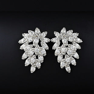 Amazon Minimalist Cool Style Zircon X-shaped Earrings for Women Simple Small Letter All-match Student Earrings e7501