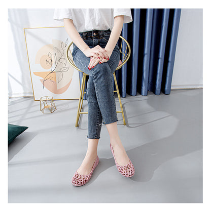 Plastic Sandals Women's 2022 New Summer Outer Wear Nurse Soft-soled Mother Shoes Hollow Non-slip Top Flat Hole Shoes