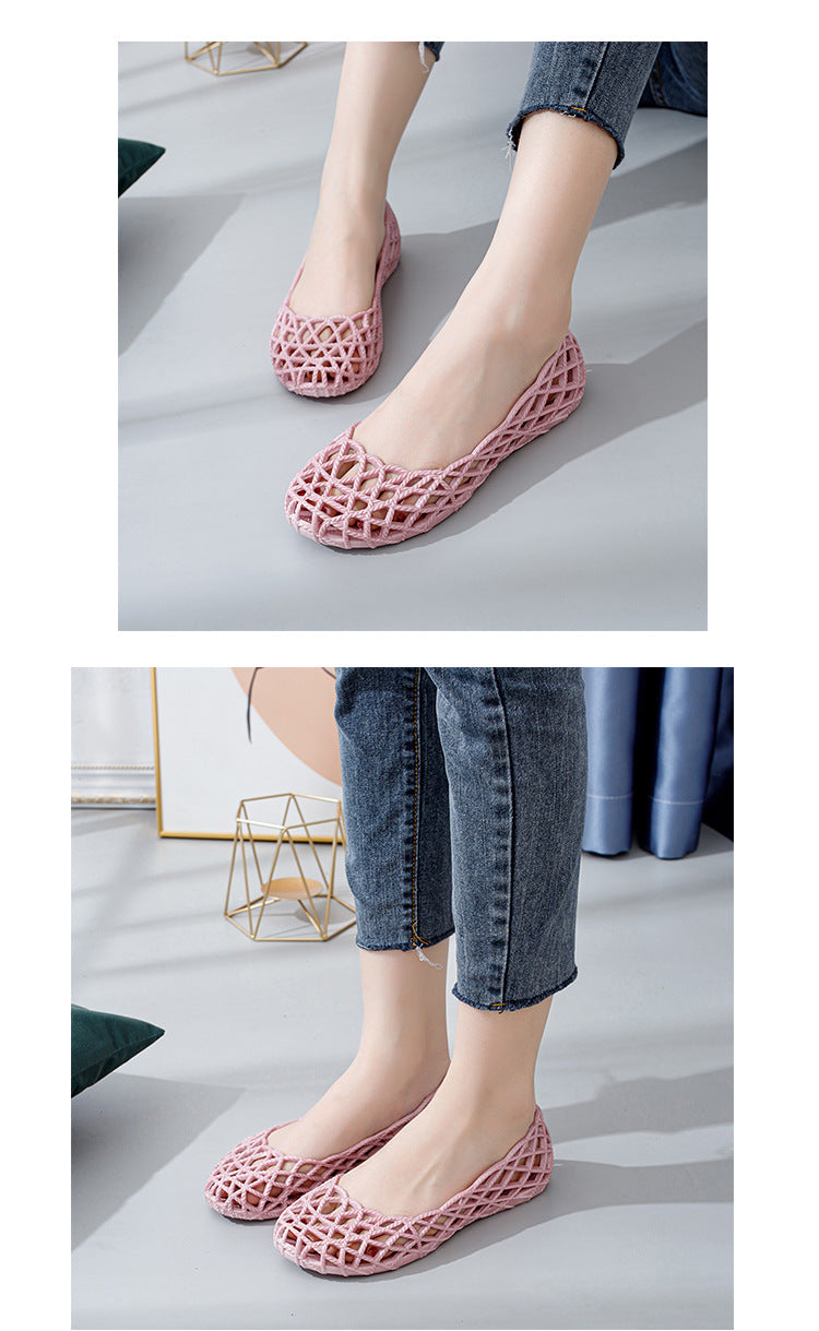 Plastic Sandals Women's 2022 New Summer Outer Wear Nurse Soft-soled Mother Shoes Hollow Non-slip Top Flat Hole Shoes